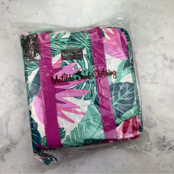 NWTIB Matilda Jane Enchanted Garden Beach Mat - Picture 2 of 7